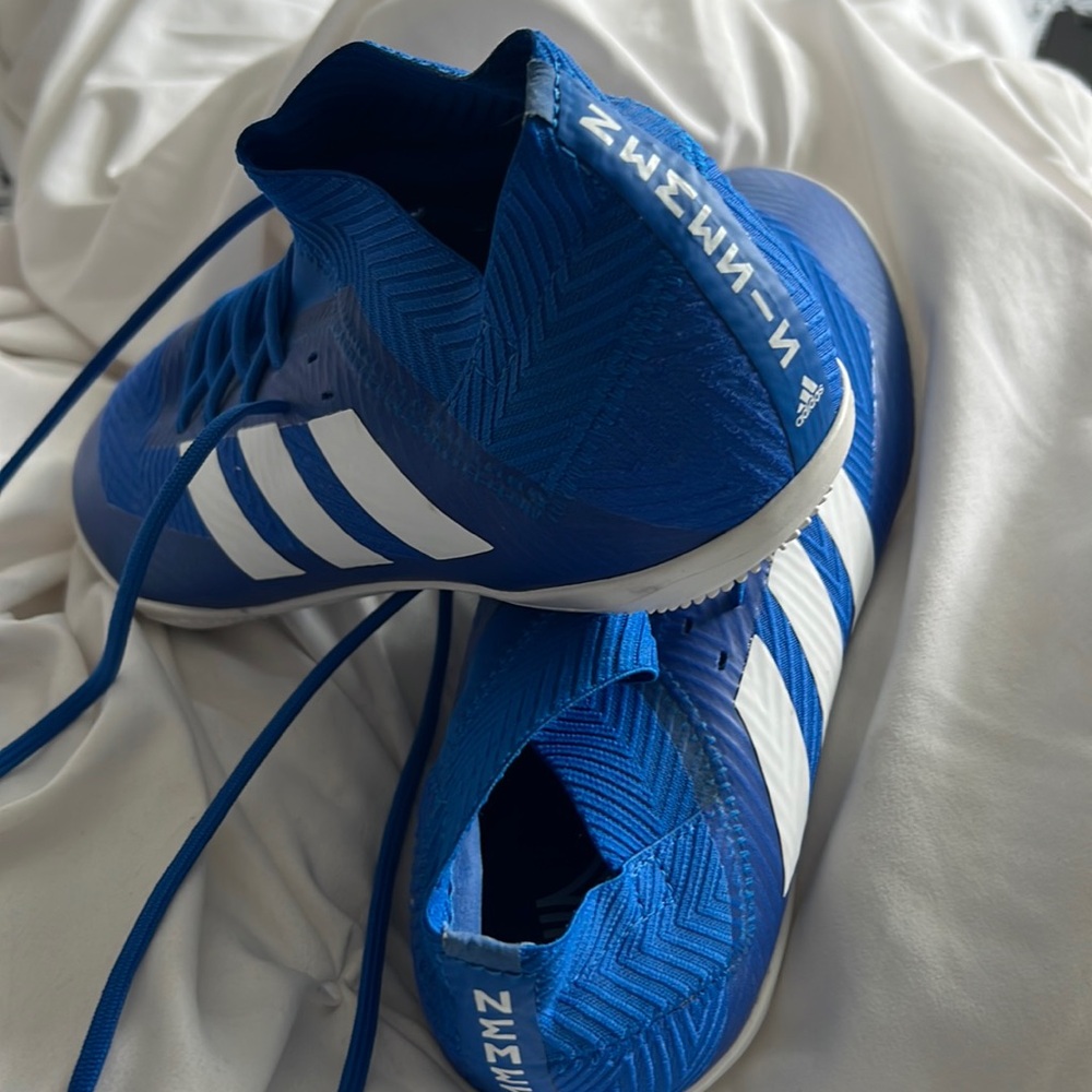 NWOT Adidas Turf Shoe-blue/white-size 6-unisex